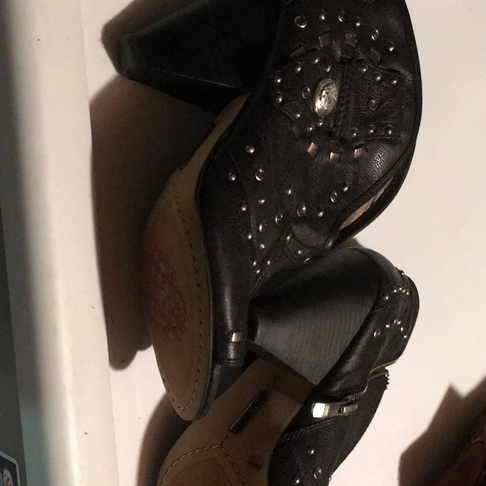 Boots - Picture 4 of 4